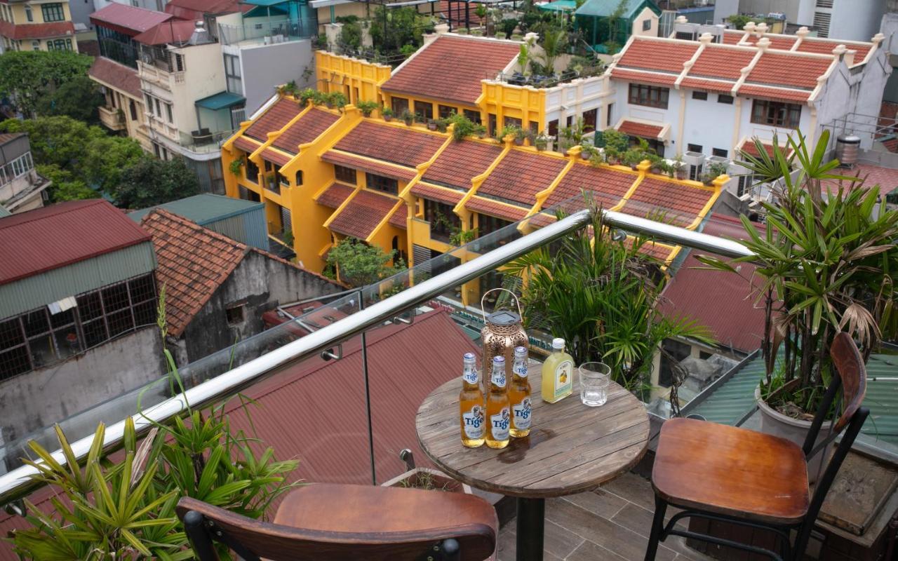 Downtown Hostel & Rooftop Bar ฮานอย ภายนอก รูปภาพ